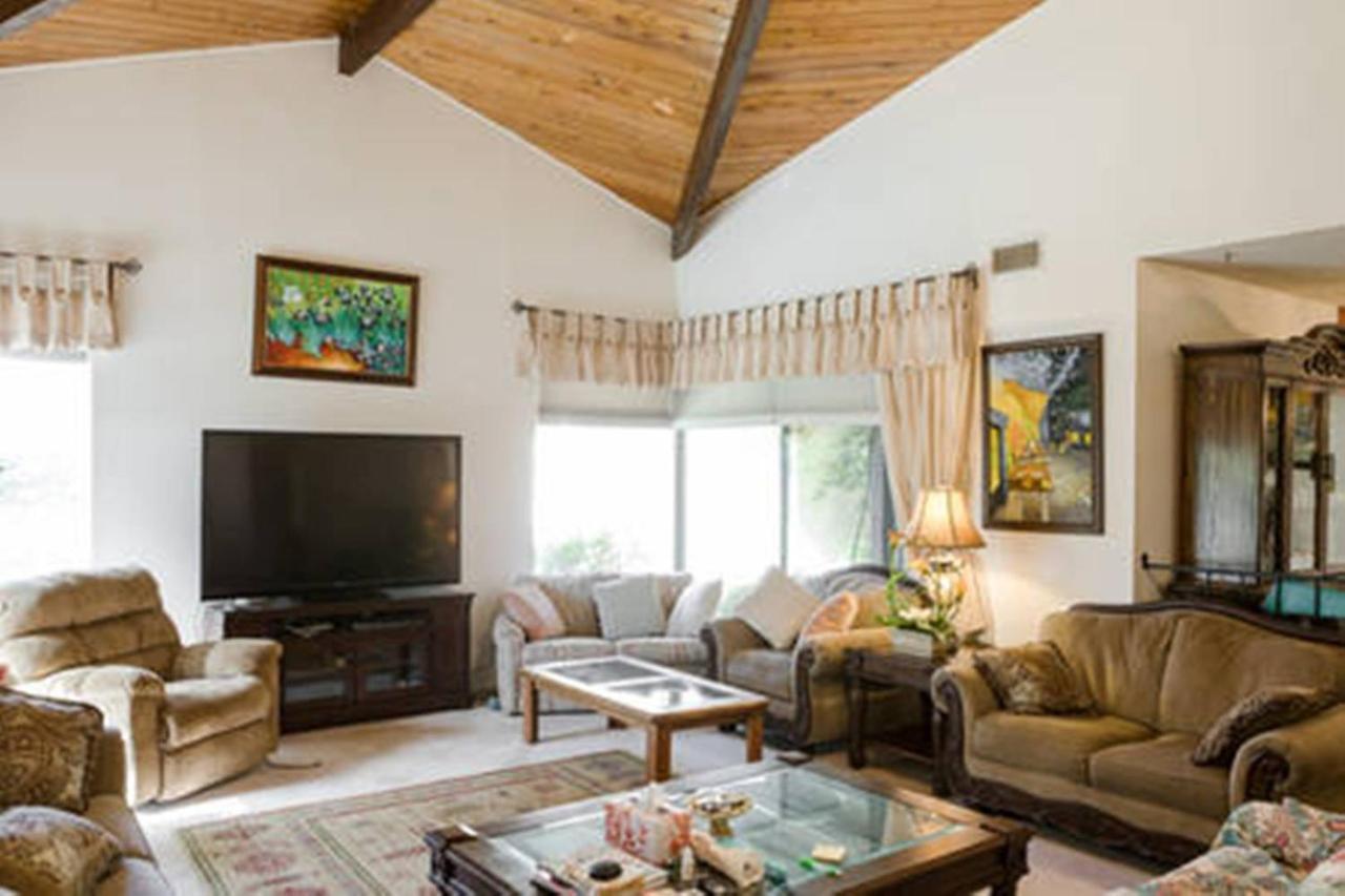 Beautiful House With Fantastic View In Azusa Exterior photo
